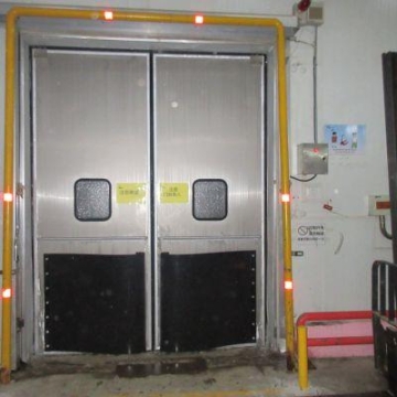 厂家直销冷库专用自由堆撞门——旭恒环照