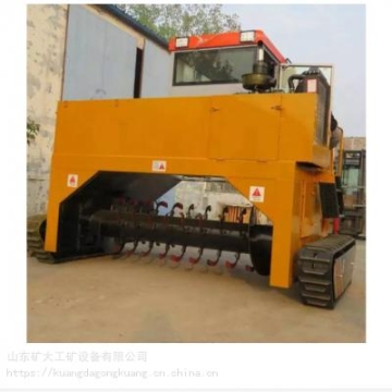 自走式履带翻抛机动力强劲操作简单